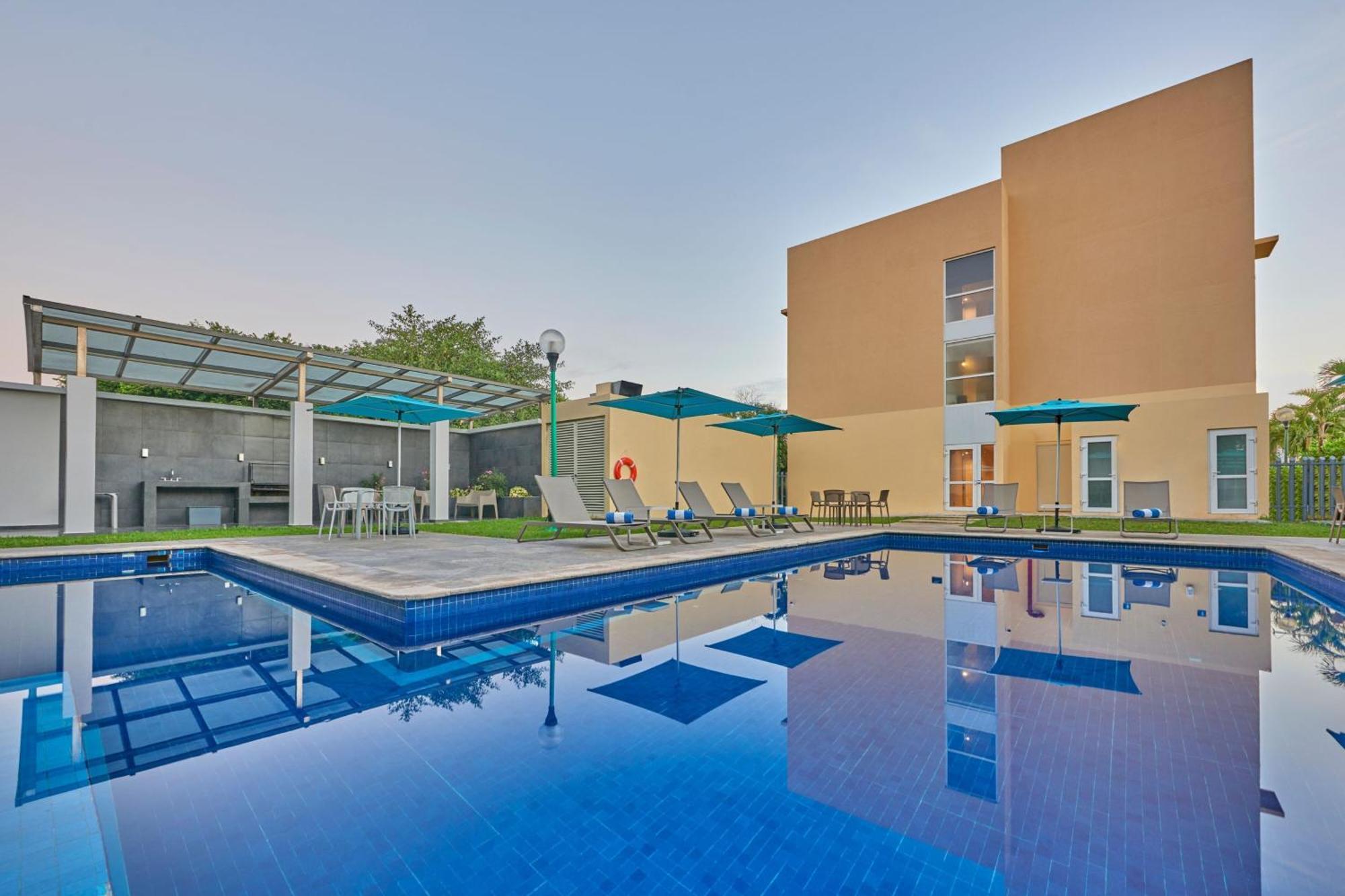 City Express By Marriott Playa Del Carmen Exterior foto