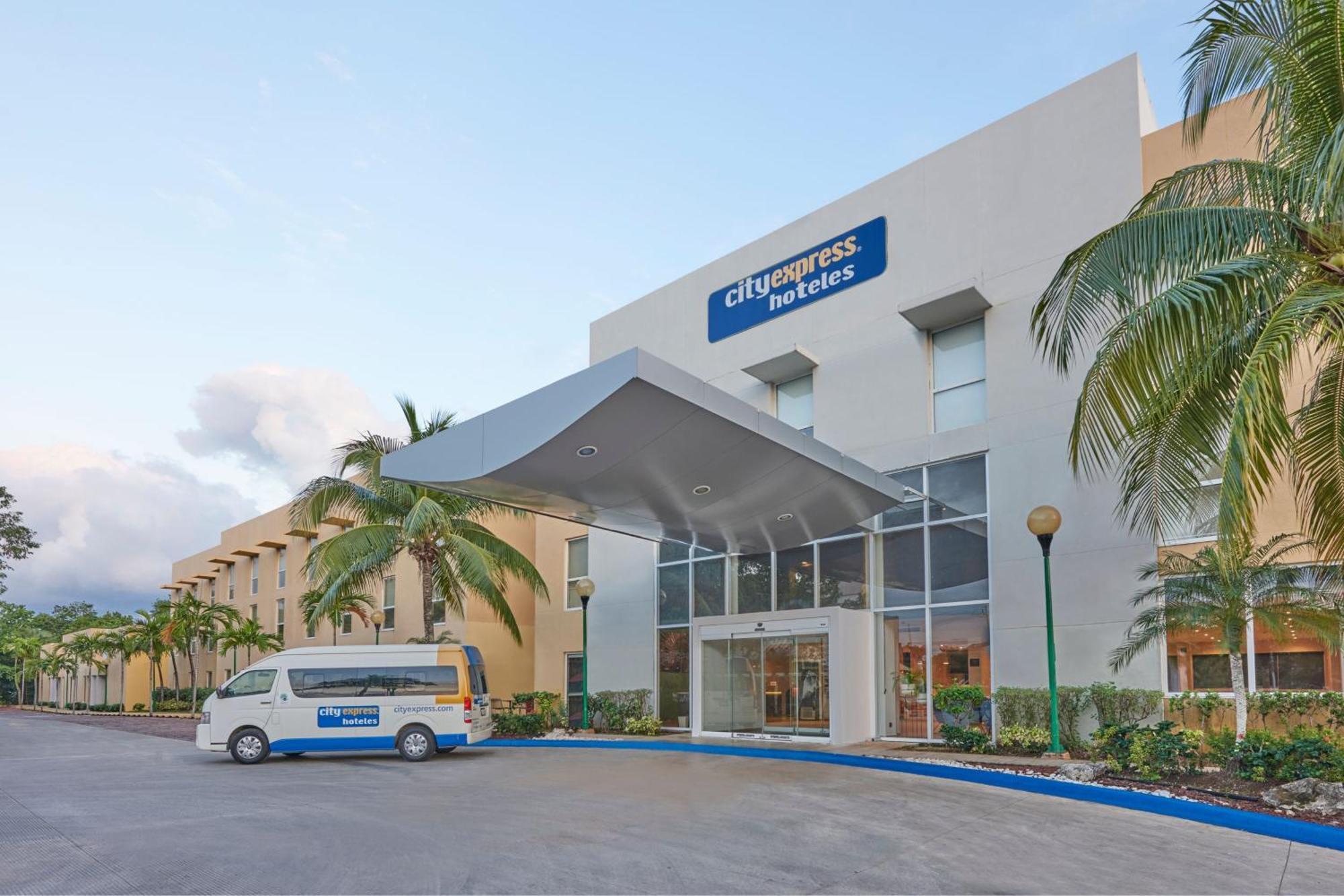 City Express By Marriott Playa Del Carmen Exterior foto